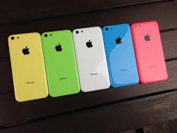 Harga iPhone 5C Dibanting