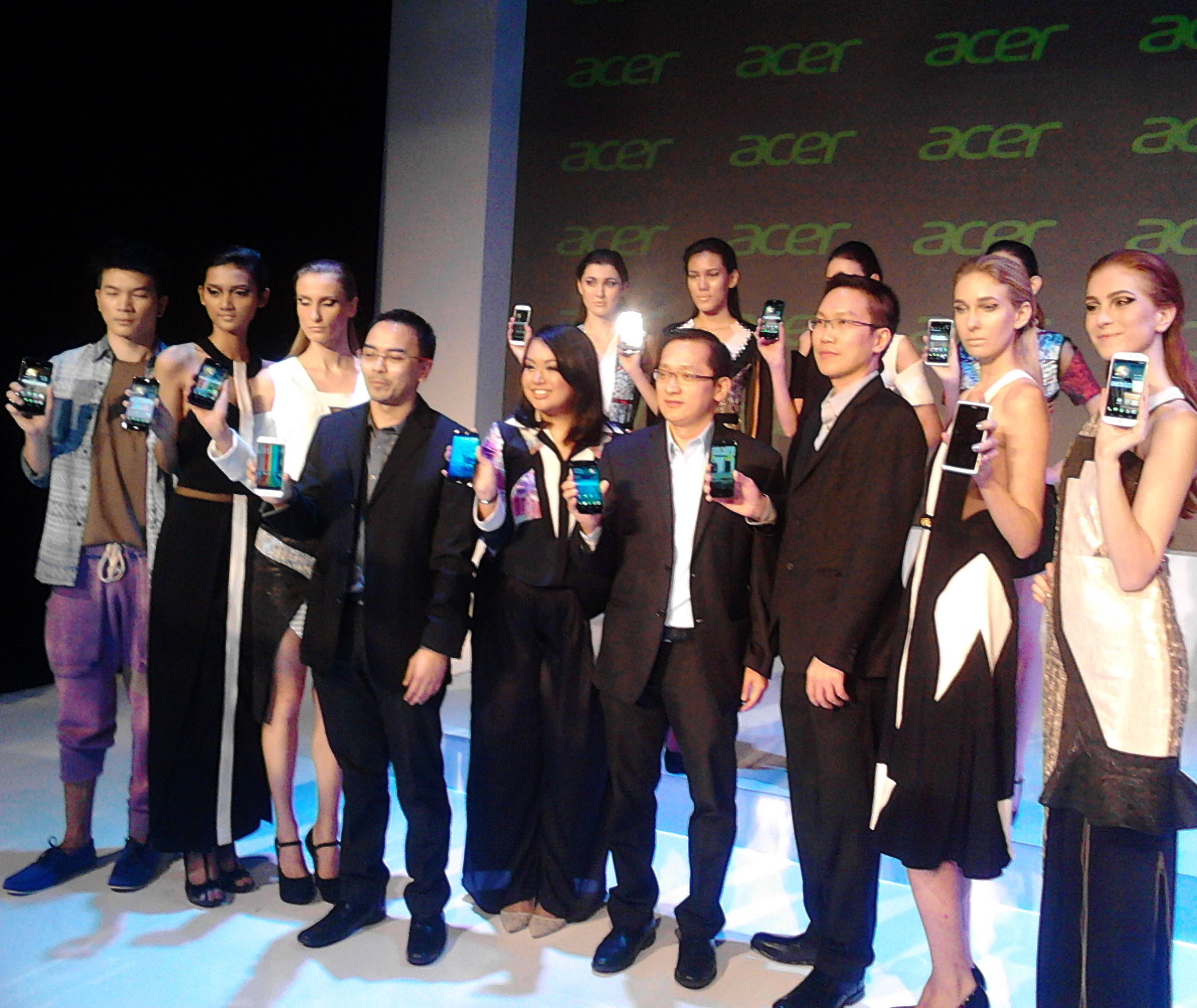 Acer Gandeng Perancang Rinda Salmun Sebagai Face of Jade