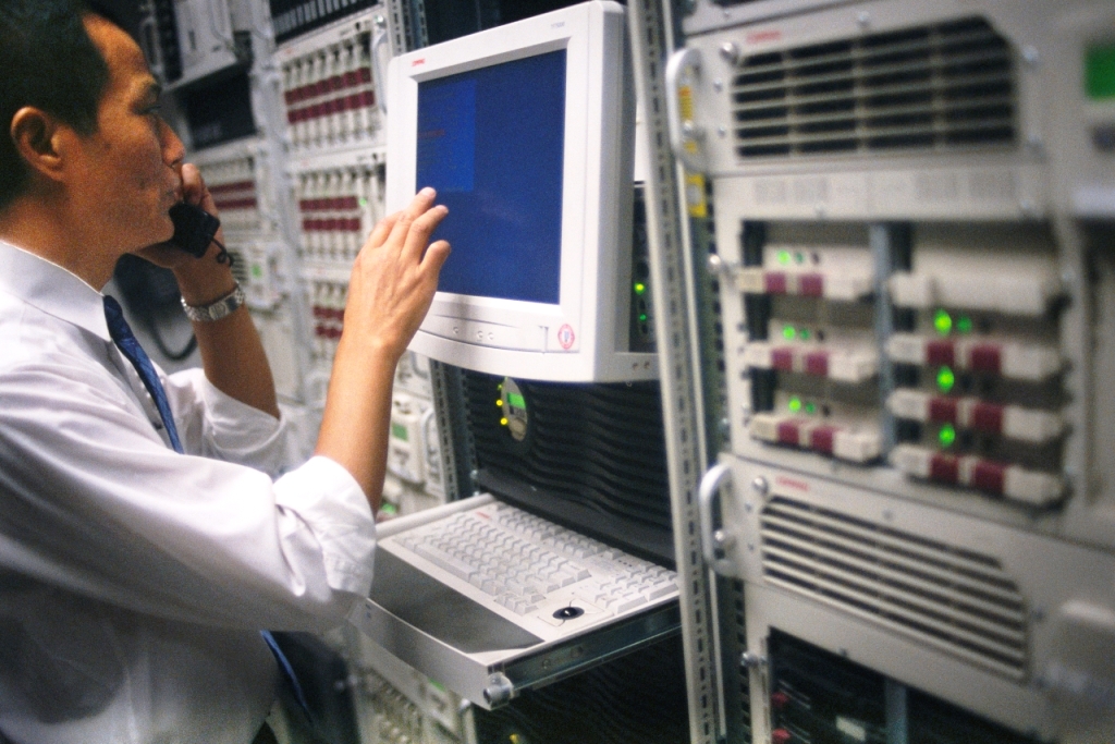 HDS Simplifies The Journey to the software-Defined Data Center