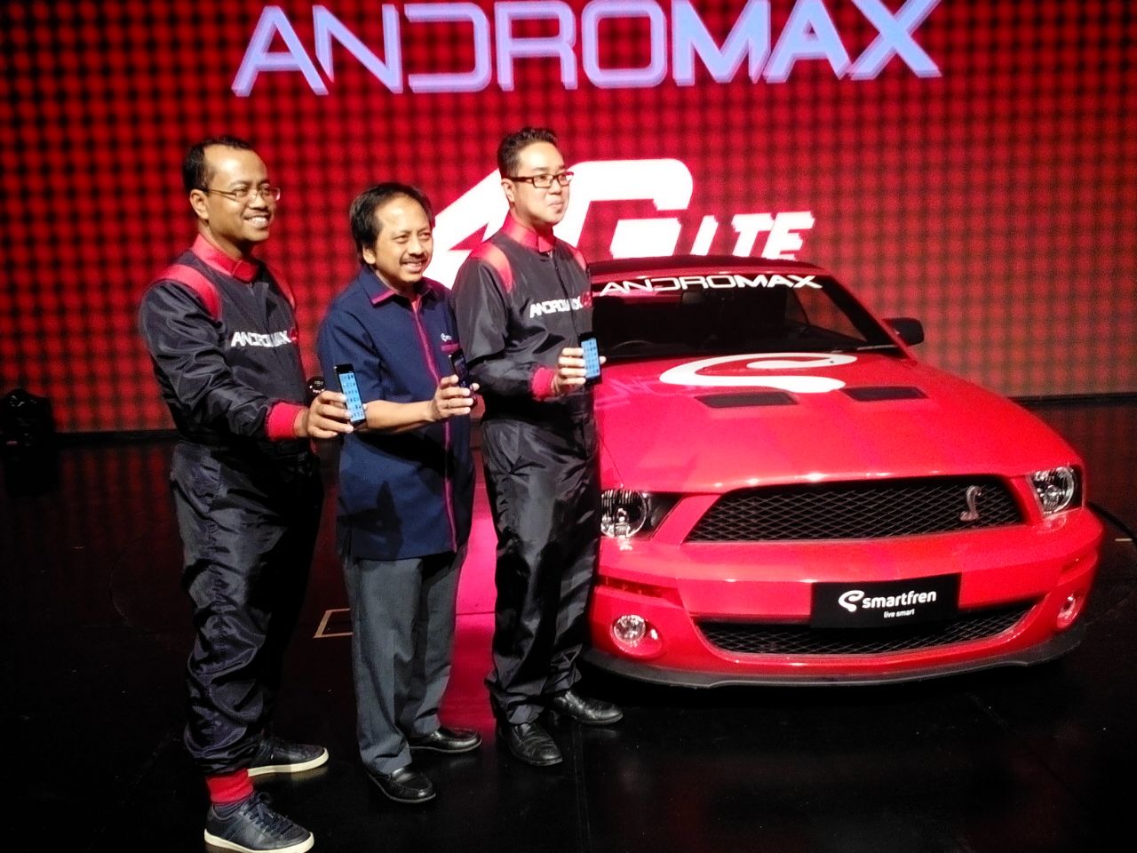 Andromax Es dan Ec, Smartphone 4G LTE Murah dari Smartfren