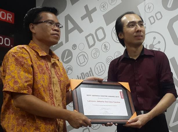 Datascrip Raih Penghargaan Lenovo Best Service Center Award 2015
