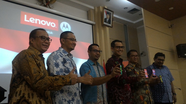 Lenovo Siap Produksi Motorolla Type Moto E3 Power