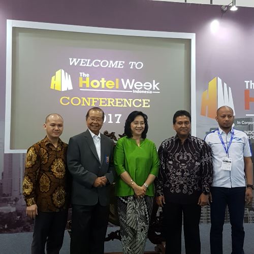 IIXIS & The Hotel Week 2017 : Internet Based Service in Hospitality Market