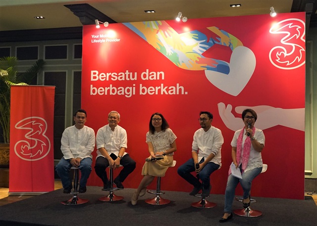 Tri Ajak Mellenial Berbagi Berkah Ramadhan