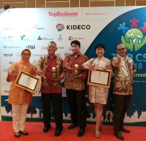 Lintasarta Raih Penghargaan Top CSR 2018 dari Top Business
