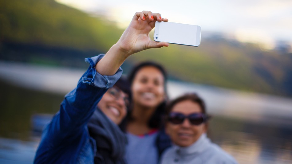 Kebiasaan Upload Foto Selfie Bisa Pengaruhi Kepribadian Pengguna
