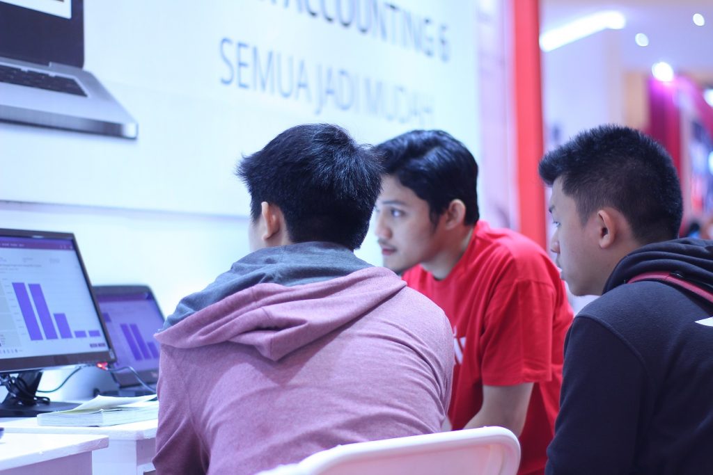 Komitmen Bantu Pebisnis Untuk Naik Kelas, Zahir Bagikan 1.000 Aplikasi Bisnis Gratis