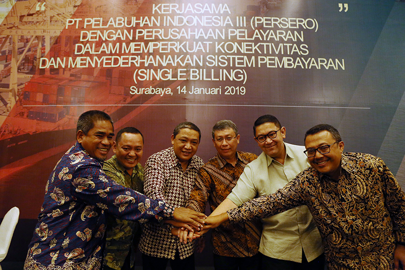 Pelindo III Pangkas Biaya Logistik dengan Penerapan Tarif Transhipment Antarterminal Peti Kemas Domestik