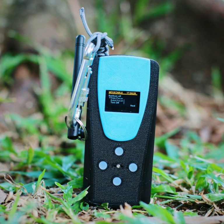 Mountable, Alat Komunikasi Tanpa Sinyal bagi Para Pendaki Gunung