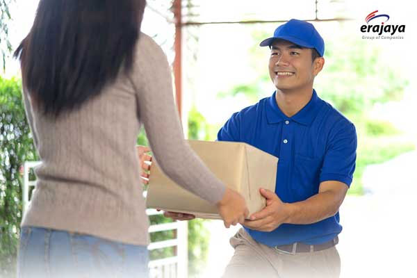 Tak Perlu ke Sevice Center, Erajaya Hadirkan Layanan Antar-Jemput Perangkat ke Rumah Konsumen