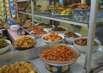 Kemenkop Komitmen Dorong Kolaborasi dan Digitalisasi Warteg