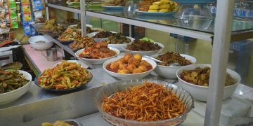 Kemenkop Komitmen Dorong Kolaborasi dan Digitalisasi Warteg