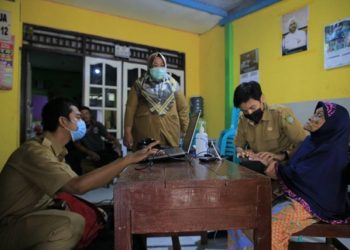 Disdukcapil Tangerang Jemput Bola Layanan E-KTP Difabel dan Lansia