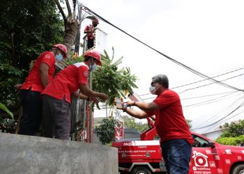 Direksi Telkom Tinjau Lokasi Terdampak Banjir Pastikan Layanan Pelanggan Tetap Normal