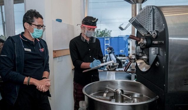 Menparekraf Ajak Milenial Ciptakan Lapangan Kerja di Sektor Parekraf