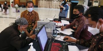 Kolaborasi Kemensos dan Kemendagri Lakukan Perekaman Kependudukan Warga Marjinal