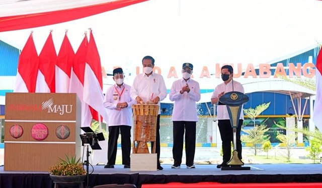 Perkuat Infrastruktur Presiden Jokowi Resmikan Bandara Kuabang Halmahera