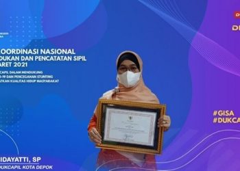 Perkuat Layanan Berbasis TI, Disdukcapil Depok Raih Penghargaan Dari Kemendagri