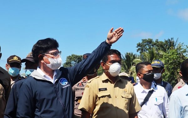 Kunjungi Flores Timur dan Lembata, Kementerian Kominfo Pastikan Pembangunan Infrastruktur TIK di NTT Tetap Berlanjut