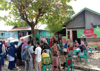 Indosat Ooredoo Terjunkan Mobil Klinik ke Lokasi Terdampak Banjir di NTT dan NTB
