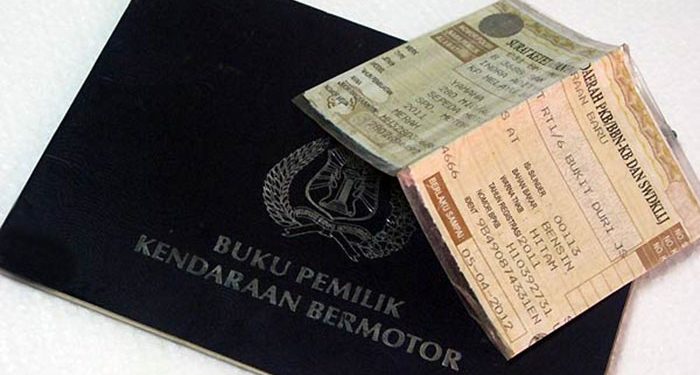 Ilustrasi STNK dan BPKB