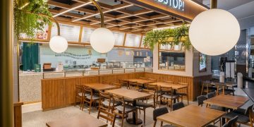 Salah satu outlet SaladStop!