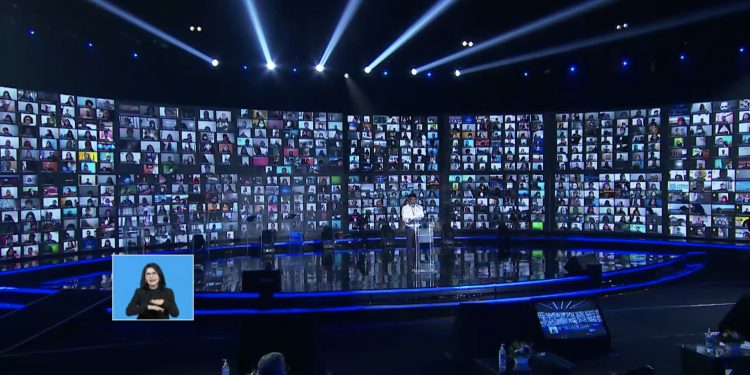 Zoom sebagai platform resmi acara hybrid peluncuran Indonesia Makin Cakap Digital