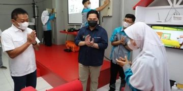 Tumbuhsuburkan Digital Talent, Telkom Hadirkan Laboratorium Fiber Optic untuk SMK