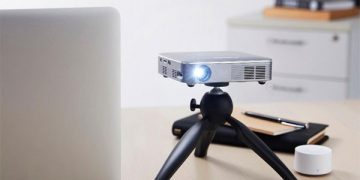 Canon MP250, Proyektor Mini Tanpa Kabel Mudah di Bawa ke Mana Saja