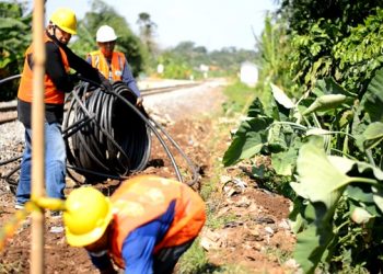 Surge Segera Rampungkan Penggelaran Awal Fiber Optik Jakarta – Bandung