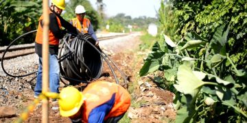 Surge Segera Rampungkan Penggelaran Awal Fiber Optik Jakarta – Bandung