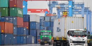 JLL: Pertumbuhan E-Commerce Akan Dongkrak Investasi Sektor Logistik dan Industri