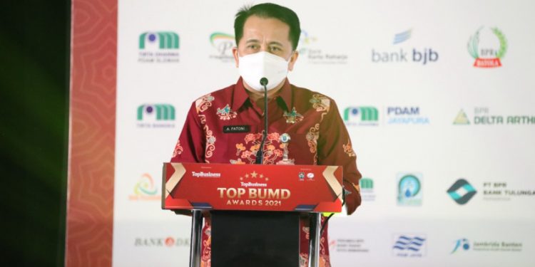Kepala Badan Litbang Kemendagri, Agus Fatoni, mewakili Menteri Dalam Negeri, Muhammad Tito Karnavian, sebagai keynote speech pada acara penghargaan TOP BUMD Awards 2021, di Hotel Raffles Jakarta, Jumat, 10 September 2021