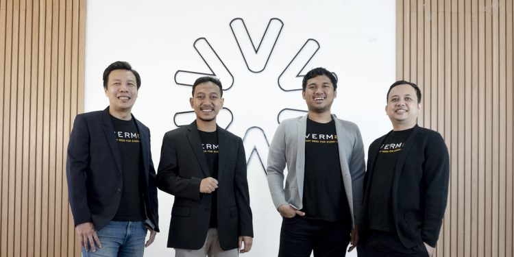 Founder of Evermos [From Left to Right, President dan Co-Founder Arip Tirta, Co-Founder Ghufron Mustaqim, CEO dan Co-Founder Iqbal Muslimin, dan Co-Founder Ilham Taufiq]