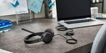 Pangkas Gangguan Saat WFH dan PJJ, Jabra Hadirkan Teknologi Headset Evolve2