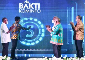 Akses Telekomunikasi dan Peresmian BTS 4G di Provinsi Papua Barat, yang berlangsung di Swiss Belhotel Manokwari, Rabu (06/10/2021).
