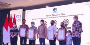 Pemerintah Beri Penghargaan pada Sembilan Pejuang Telekomunikasi Papua