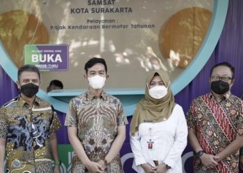 Layanan Bayar Pajak “Drive Thru” Hadir di Kota Solo