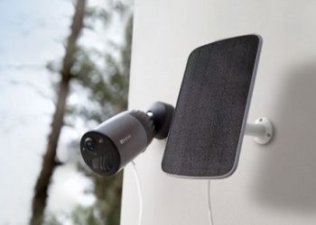 EZVIZ Rilis Kamera Pengawas dengan Solar Charging Panel