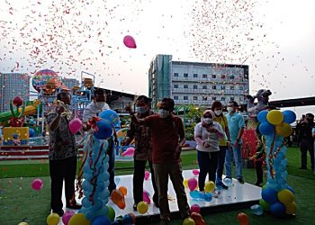Grand Metropolitan Hadirkan Waterply Pertama di Rofftop