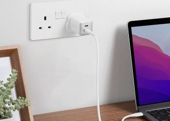 ANKER PowerPort 521 Nano Pro, Charger Mungil dengan Daya Output 40W