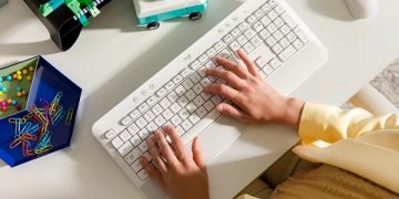 Logitech Rilis Keyboard Wireless ‘Signature Series’ Terbaru di Indonesia