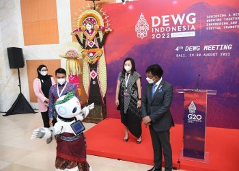 Robot UU Sapa Pengunjung Pertemuan Keempat DEWG G20