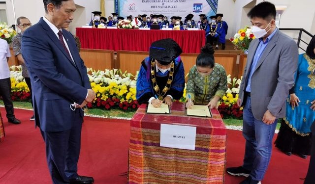 Teken MoU, Huawei, IT Del Tegaskan Kerjasama Penguatan Talenta Digital, AI dan Keamanan Siber