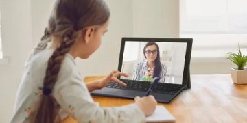 Asus Rilis ExpertBook B3000, Laptop Detachable Bertenaga Qualcomm Snapdragon 7c Gen2