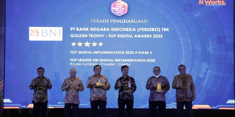 BNI Raih Golden Trophy TOP Digital Awards 2022