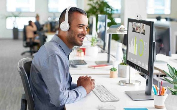 Tingkatkan Pengalaman Video Conference, Logitech Rilis Brio 300 & H390