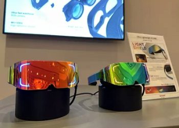 Sharp Kembangkan Prototipe Head-Mounted Display untuk VR, Bisa Terhubung ke Smartphone