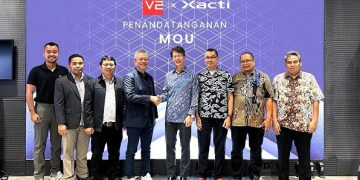 Gandeng Xacti, V2 Indonesia Kembangkan Hardware LED dan Videotron Lokal