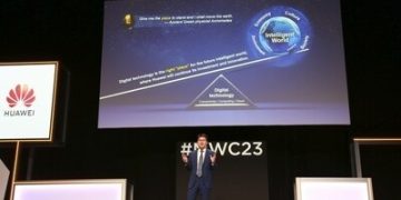 Huawei Luncurkan Solusi Jaringan dan Pusat Data untuk Intelligent World di MWC 2023